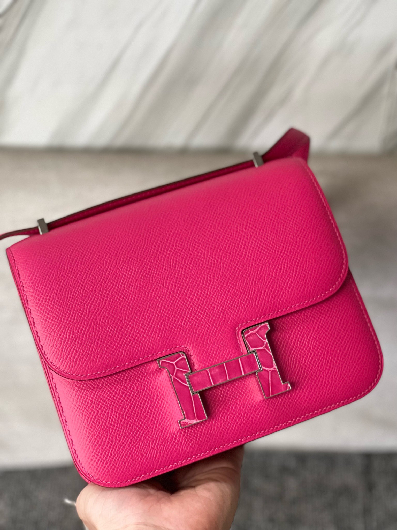 에르메스 콘스탄스18 멕시칸핑크 앱송 악어가죽 버클